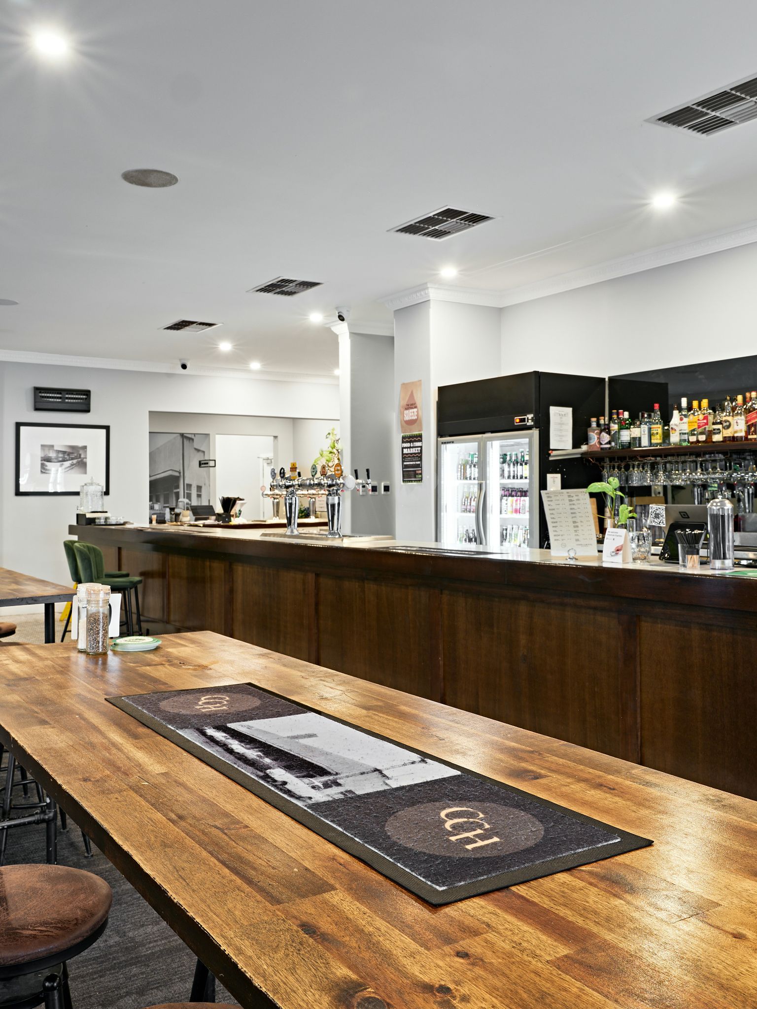 City Centre Suites - Restaurant Bar